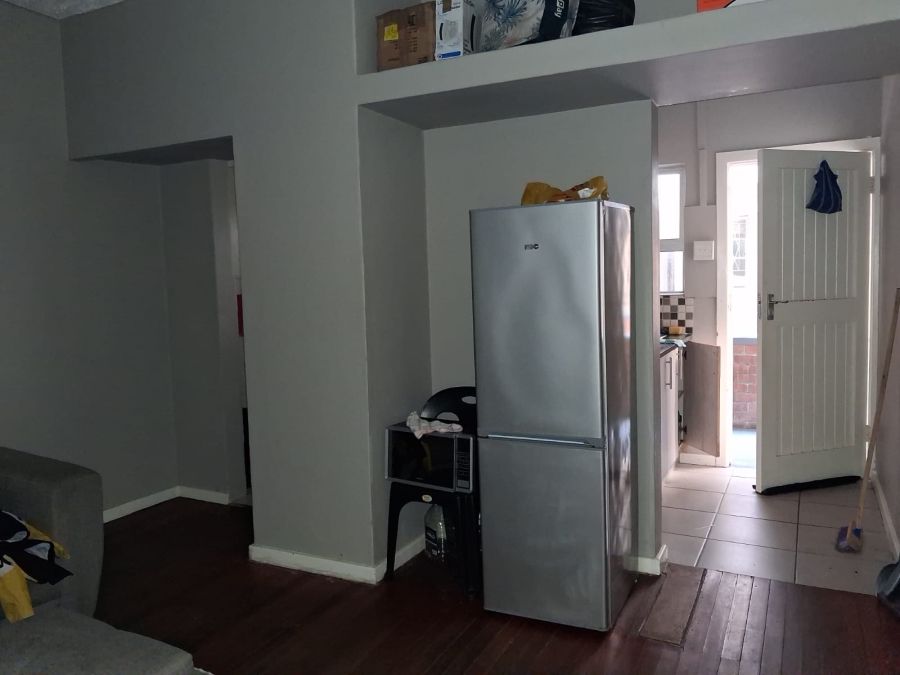 1 Bedroom Property for Sale in Quigney Eastern Cape